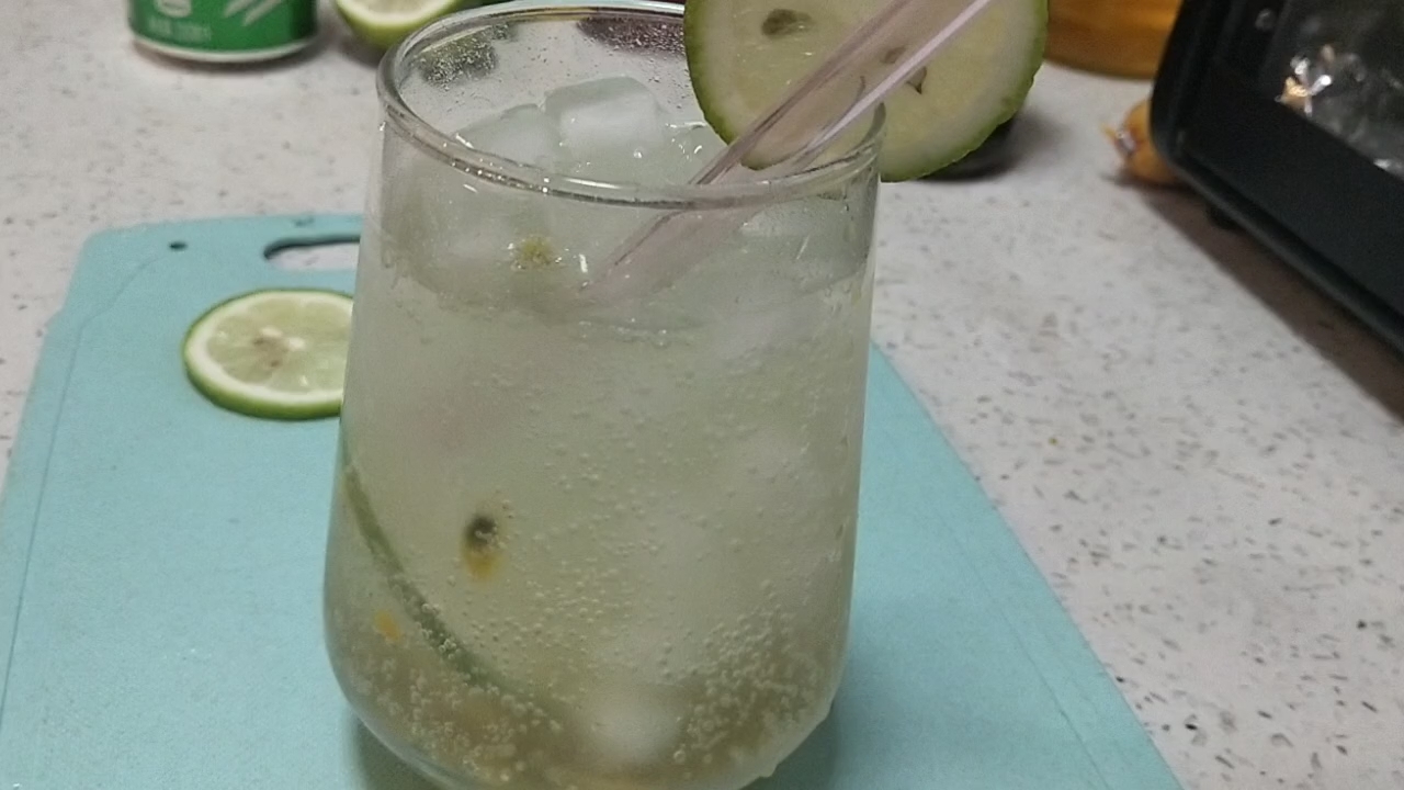 Super Delicious Lemon Passion Fruit Sparkling Water recipe