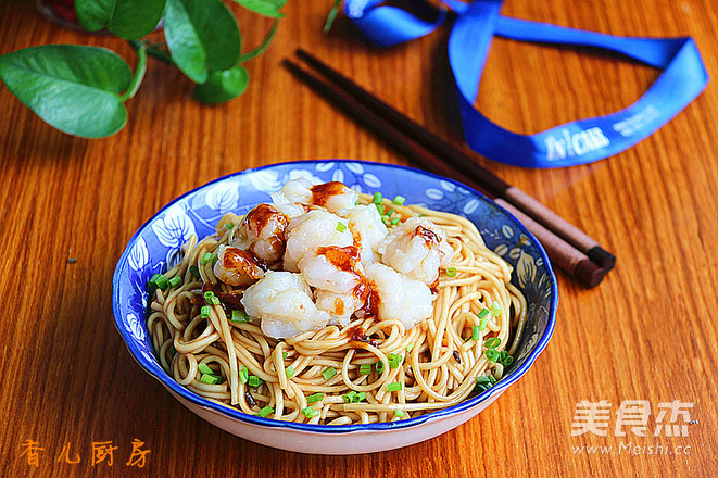 Noodles with Shrimp and Hoisin Sauce recipe