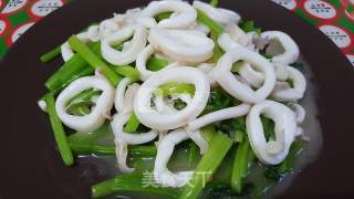 Fried Squid with Celery recipe