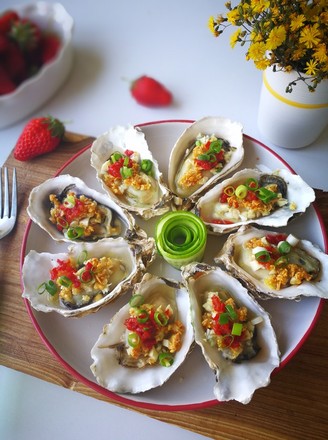 Grilled Oysters with Chopped Pepper and Garlic recipe