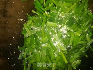 Scrambled Eggs with Leek recipe