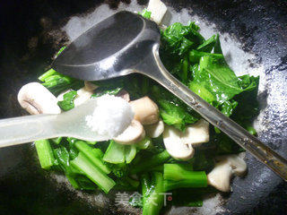 Mushroom Stir-fried Rape recipe