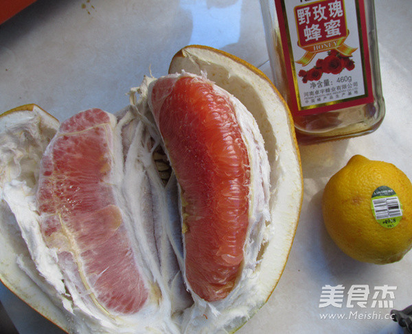 Lemon Honey Pomelo Juice recipe