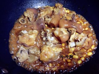 Soy Braised Pig's Trotters#肉肉厨 recipe