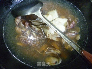 Clam Soup with Noodle Knot recipe