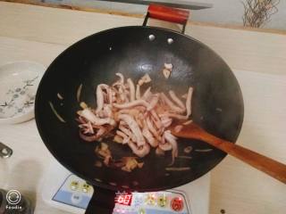 Stir Fried Squid with Garlic recipe