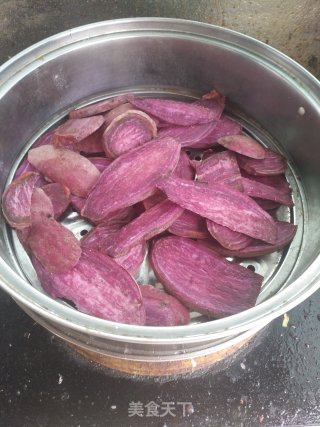 Egg Yolk Purple Potato Roll recipe