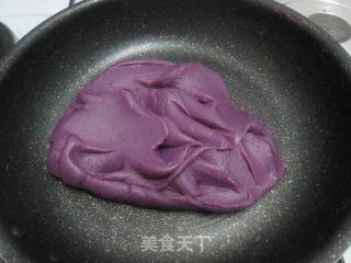 A Good Partner for Snowy Mooncakes の Homemade [purple Potato Filling] recipe