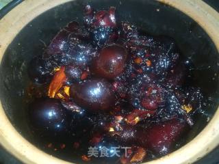 Pork Feet with Ginger Vinegar Egg recipe