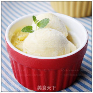 Favorite in The Hot Summer-mango Ice Cream recipe