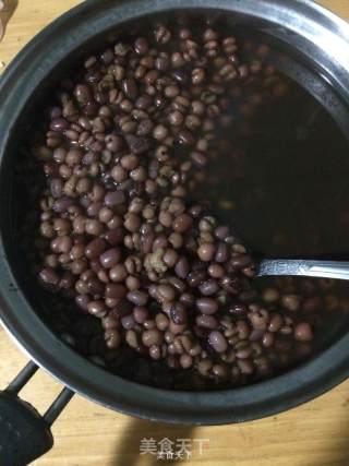 Stewed Bird's Nest with Red Beans and Barley recipe