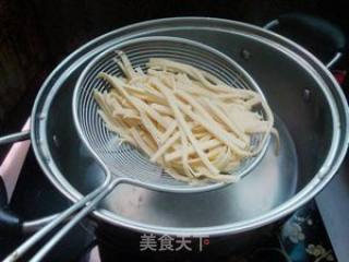 Lettuce Mixed with Bean Curd recipe
