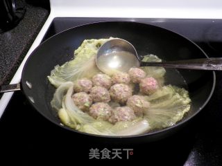 Chinese Cabbage Meatballs recipe