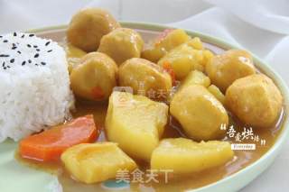 Popular Street Food Everywhere-curry Fish Balls and Potatoes recipe