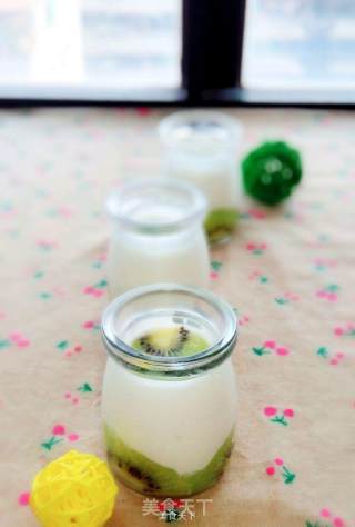 Kiwi Yogurt recipe