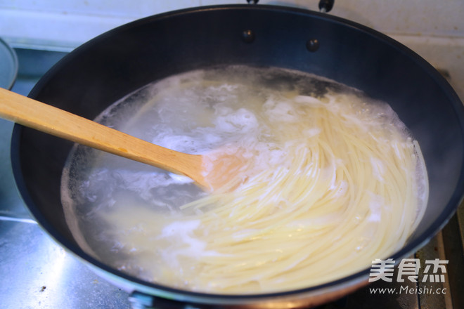 Curry Bacon Pasta recipe