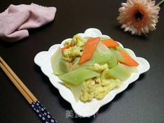 Scrambled Eggs with Lettuce recipe