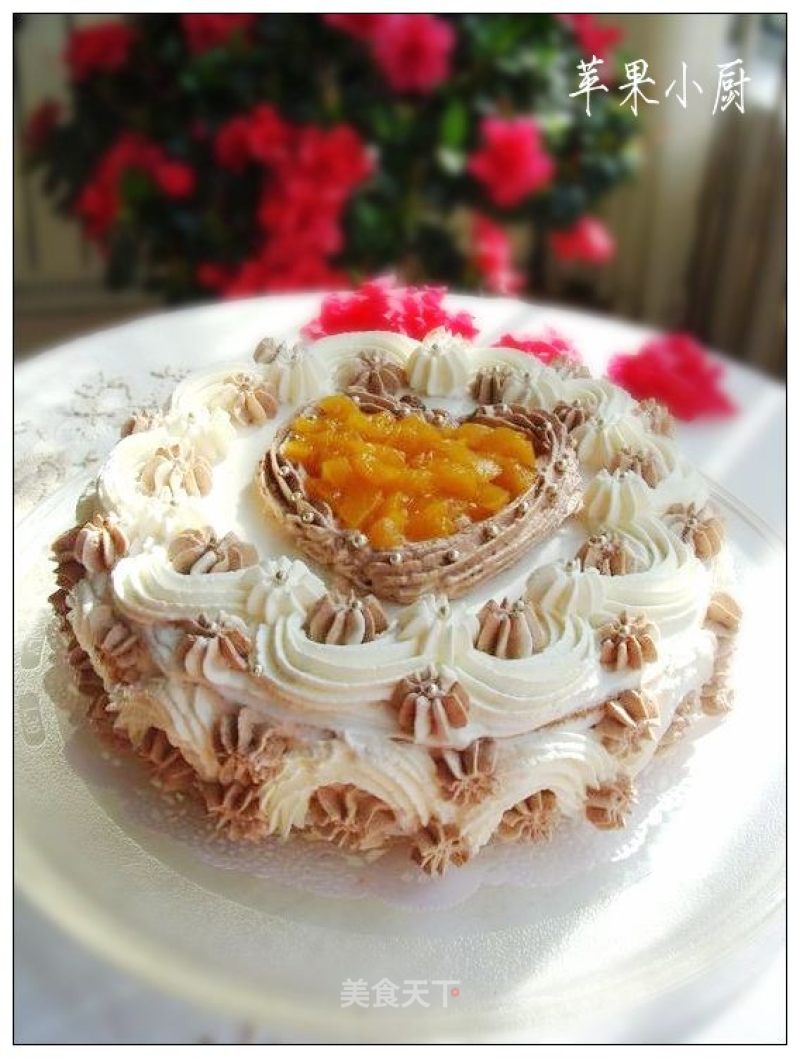 Novice Cocoa Decorated Birthday Cake recipe