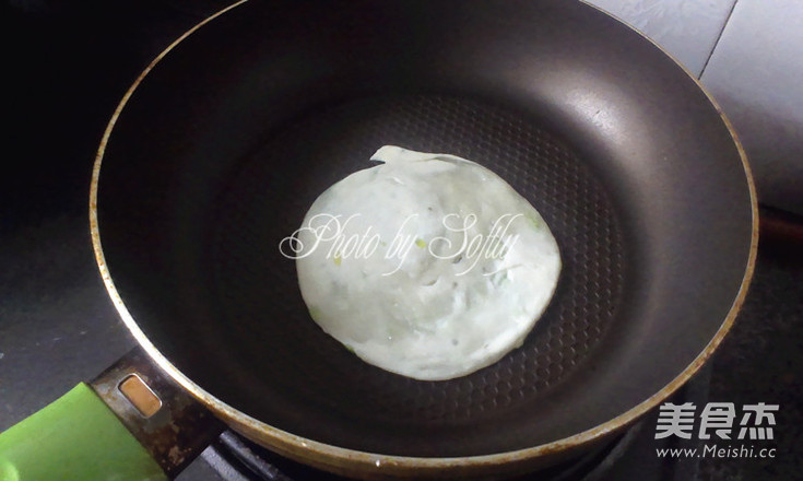 Soft Green Onion Pancake (youtiao Powder Version) recipe