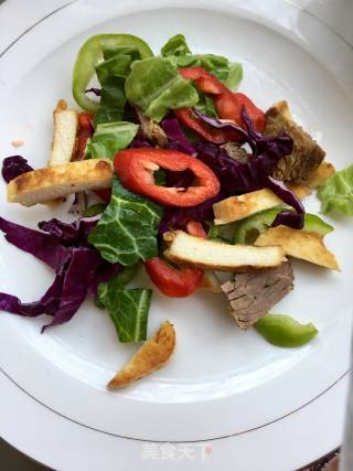 Donkey Steamed Buns and Chili Salad recipe