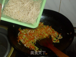 Three Silk Fried Noodles recipe