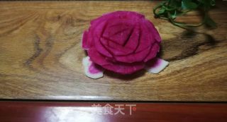 Sweet and Sour Red Radish Shreds recipe