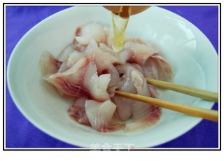 The Combination of Tea Culture and Food Culture-biluo Fish Slices recipe