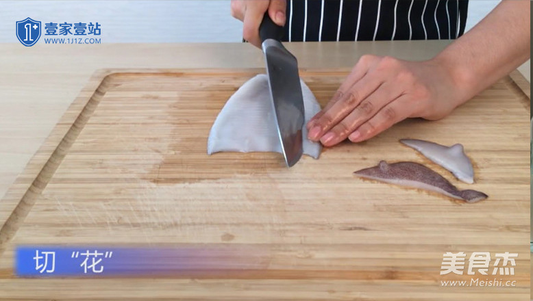 【colorful Squid Rolls】——a Fresh and Beautiful Dish recipe
