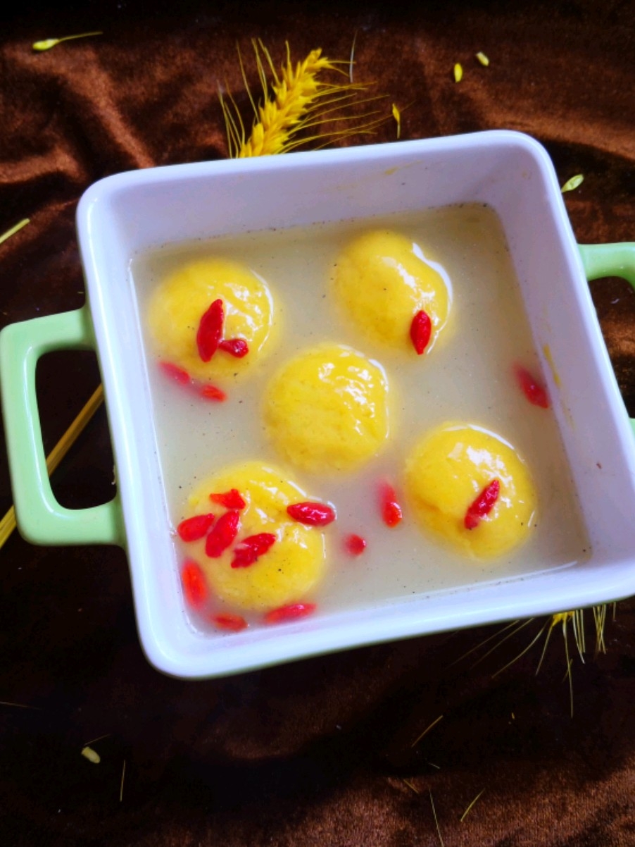 Chinese Wolfberry and Rhubarb Rice Dumplings