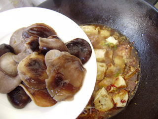 【winter Lettuce】fried Tofu with Mushrooms recipe