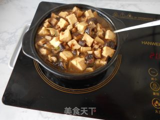 Mushroom Minced Pork Tofu Claypot recipe