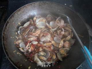 Spicy Fried Flower Clams recipe