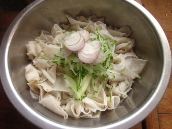 Cold Noodles with Sesame Sauce and Spicy Oil recipe