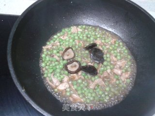 Stir-fried Pork with Peas recipe