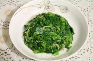 Dried Whitebait with Spinach recipe