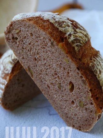 Oil-free Walnut Whole Wheat Bread recipe