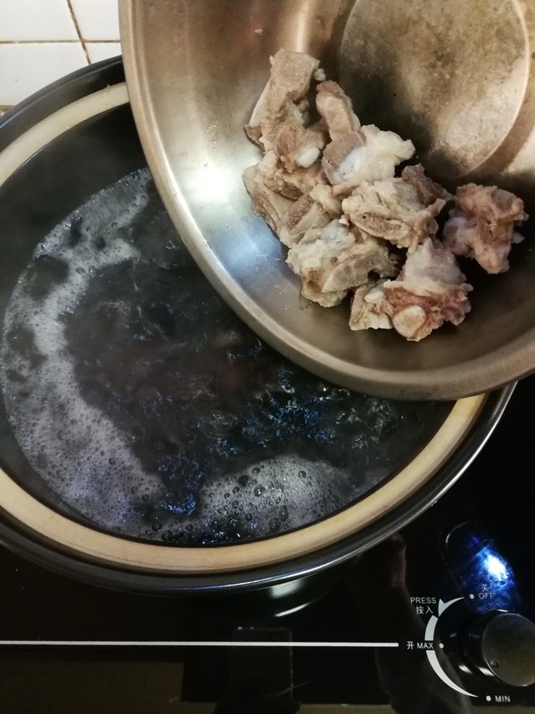 Raw Fish Black Bean Pork Rib Soup recipe