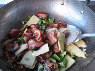 Fried Fresh Bamboo Shoots with Bacon recipe