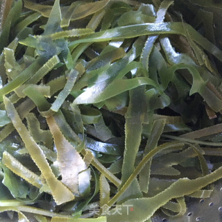 Kelp Shreds Mixed with Bean Sprouts recipe