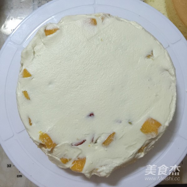 Colorful Fruit Cream Cake recipe