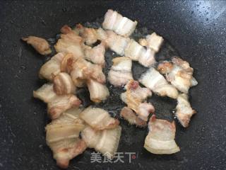 Cabbage Pork in Claypot recipe