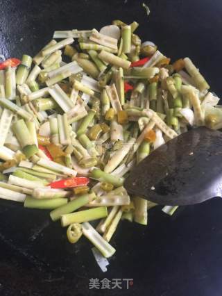 Stir-fried Pork Belly with Bitter Bamboo Shoots recipe