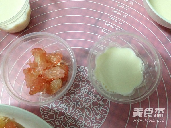 Grapefruit Milk Pudding recipe