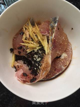 Steamed Fish Belly with Tempeh recipe