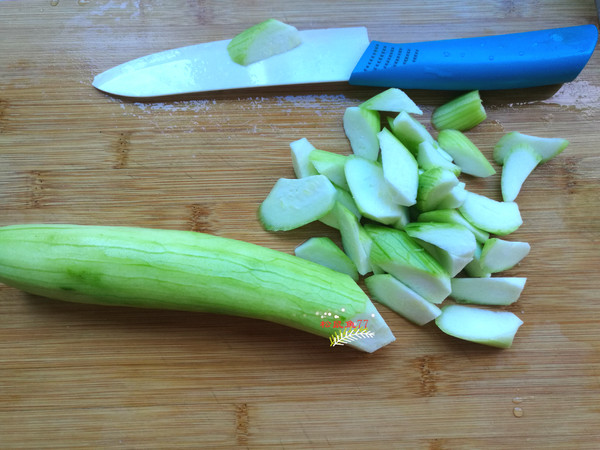 Loofah Soup for Moistening Dryness and Dispelling Fire recipe