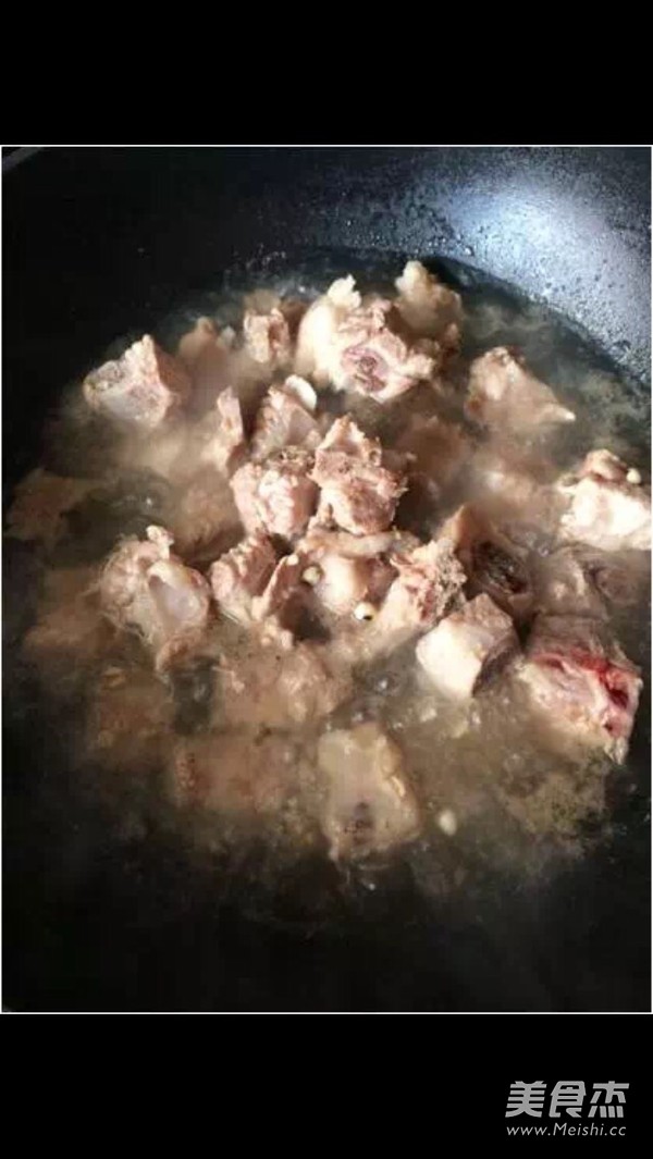 Bitter Gourd Pork Ribs Soup recipe