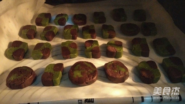 Lightwave Oven Version Matcha Chocolate Two-color Biscuits recipe