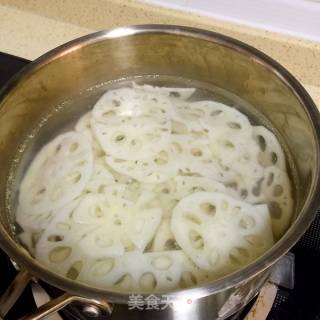 Hot and Sour Lotus Root Slices recipe