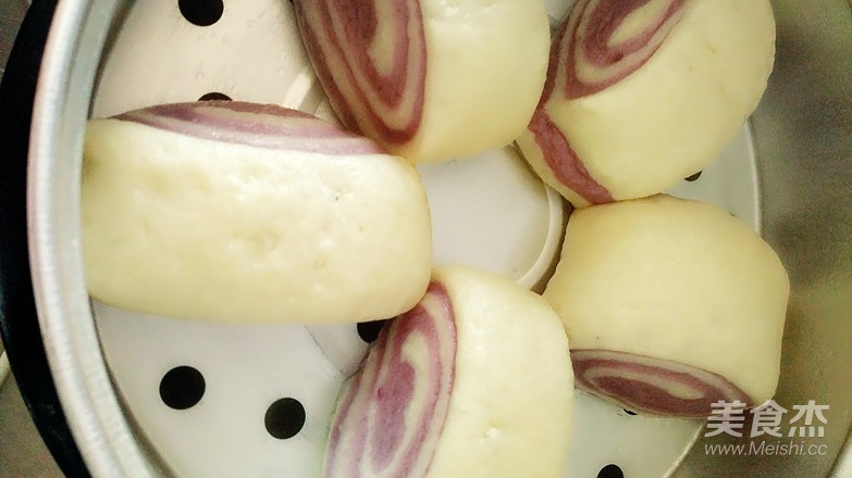 Two-color Purple Sweet Potato Steamed Buns recipe