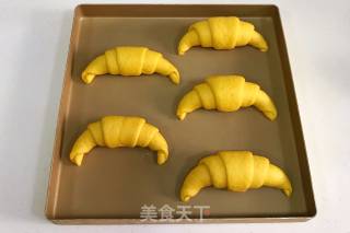 Whole Wheat Pumpkin Croissants recipe